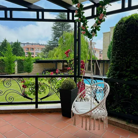 Family Paradise Szent Konstantin és Elena