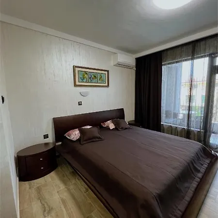 Family Paradise Szálloda *