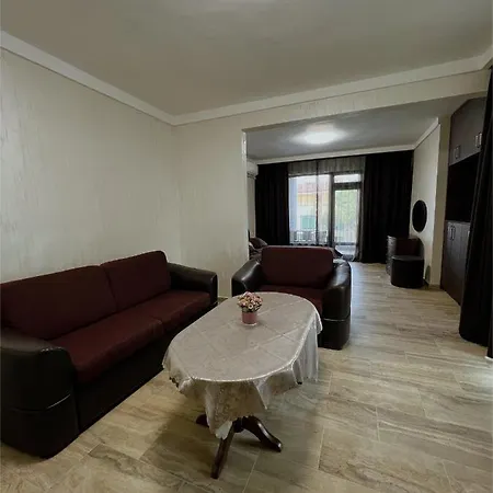 Family Paradise * Szent Konstantin és Elena