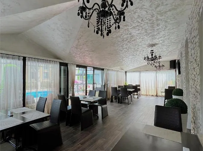 Family Paradise * Saints Constantine and Helena