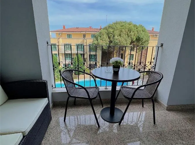 Hotel Family Paradise Saints Constantine and Helena