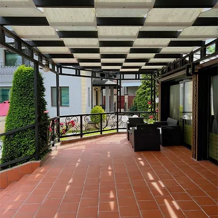 Hotel Family Paradise *